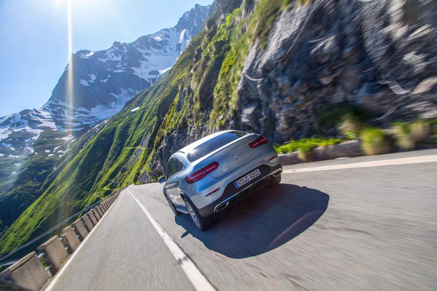  Mercedes-Benz GLC300 4Matic AMG Line Coupe 2016 года  (фото 22 из 26)